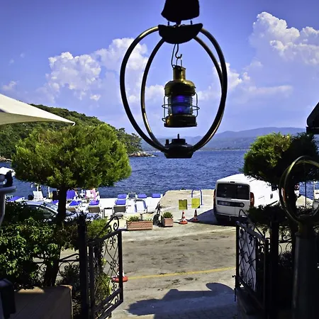 Akyaka Yacht Club 穆拉